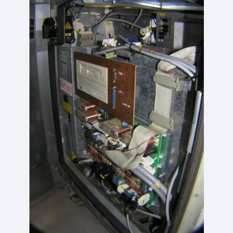 Prumyslových robotu-6